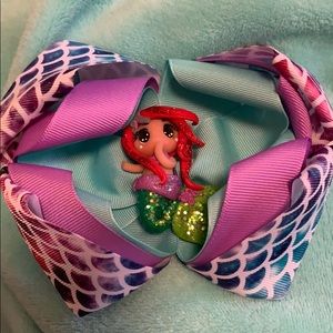 Mermaid bow 4.5 inch